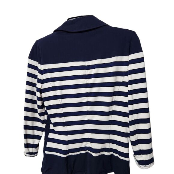 White House Black Market Blazer Size 6 White Blue Navy Striped  Front Buttons. - Picture 5 of 10